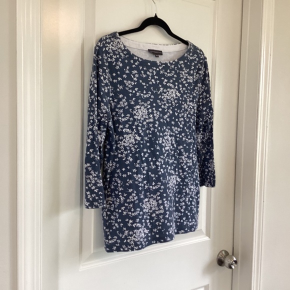 Classic Edition floral blouse size lg - Picture 2 of 4